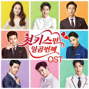 少萝脱泳衣露🐻吃我的🍌
